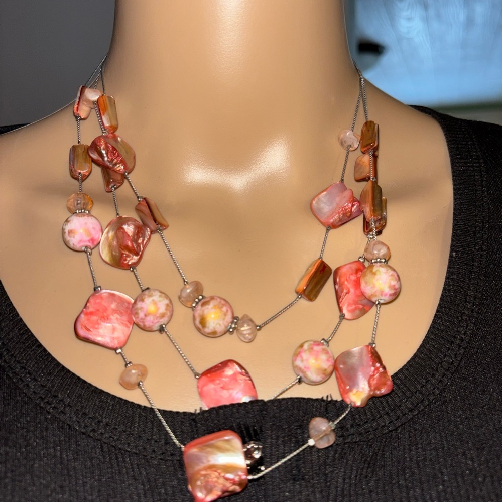 Vintage Triple Strand Signed NY Peach
Colored Acrylic Lucite Beaded necklace